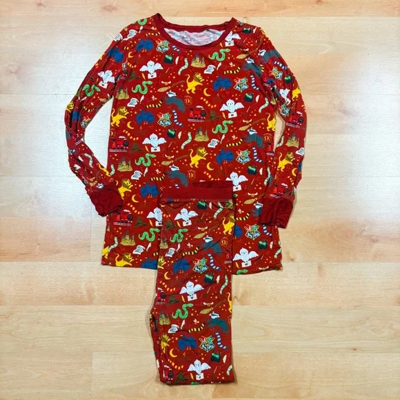 Little Sleepies x Harry Potter Maroon Wizarding World 2pc Collectible Pajamas 16